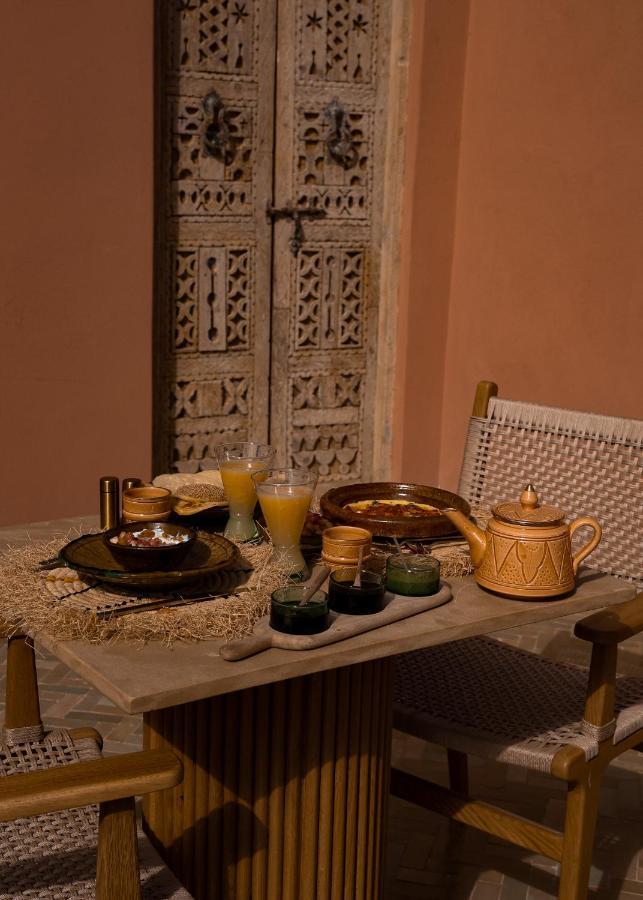 Riad Pompon Marrakesh Bagian luar foto